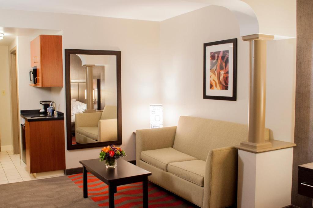 Express & Pittsburgh-south Side By Ihg